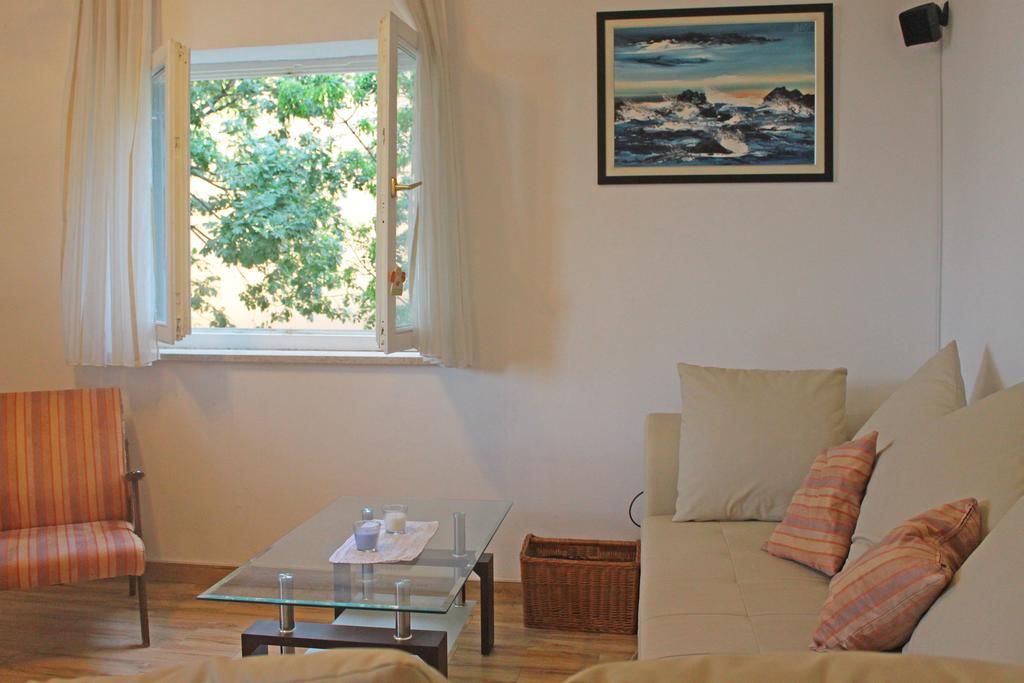 Holidayhome Renata Ližnjan Szoba fotó